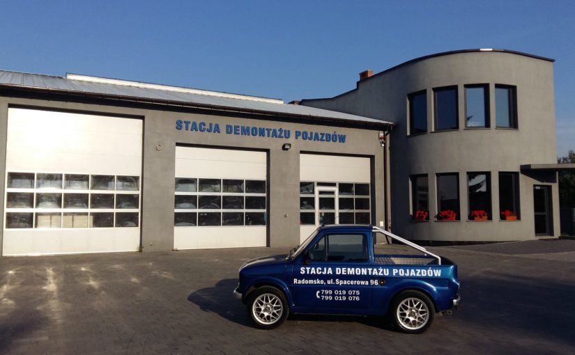 Budynek stacji demontażu pojazdów w Radomsku
