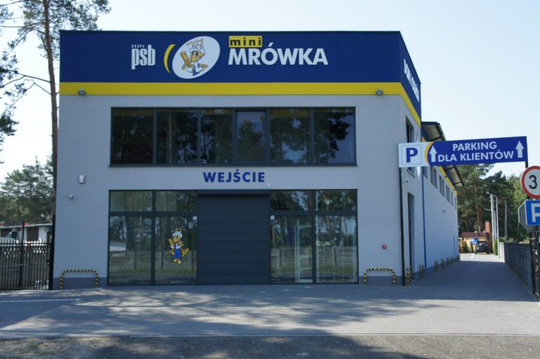 Budynek handlowo-usługowy „MRÓWKA” w Przedborzu